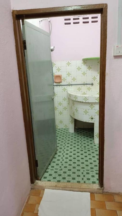 Jsw Inn Gelugor Esterno foto